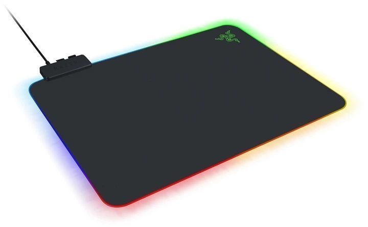 Коврик RAZER Firefly V2 (RZ02-03020100-R3M1) 64310 фото