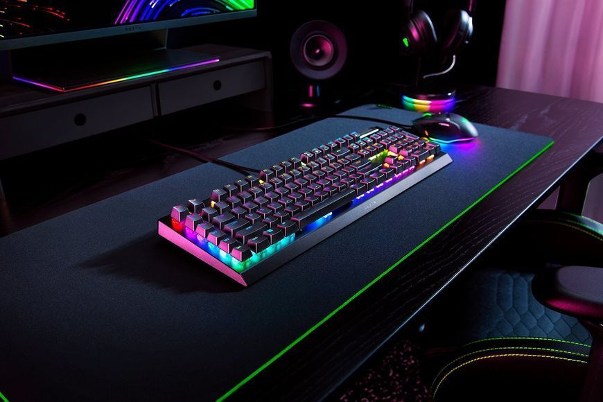 Клавиатура RAZER BlackWidow V4 X Yellow Switch RU (RZ03-04702500-R3R1) 66708 фото