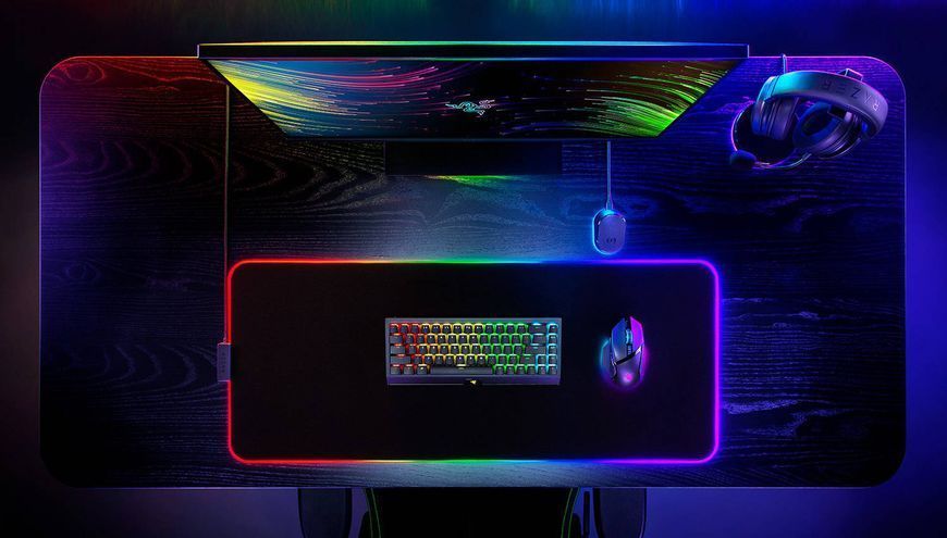 Коврик RAZER Strider CHROMA black (RZ02-04490100-R3M1) 66127 фото