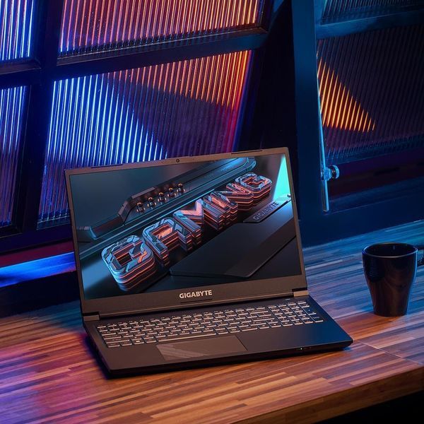 Ноутбук Gigabyte G7 KF (9RC57KF0281101EE001) Black 17.3&rdquo; FHD 144Hz / Intel Core i5-12500H / 16GB / 512GB SSD / GeForce RTX 4060 8GB 3dsjgf7sgs0sdf00fsb фото